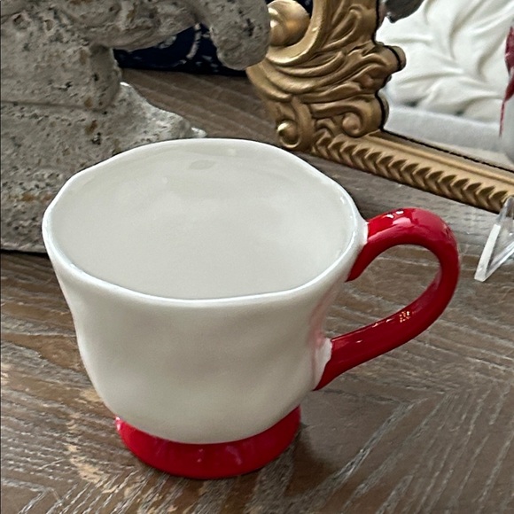 NEW! Ceramic Hand Painted Red Coquette Bow Mug Set 4 - Picture 3 of 5